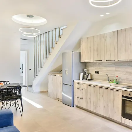 Luxury Ismini Villas