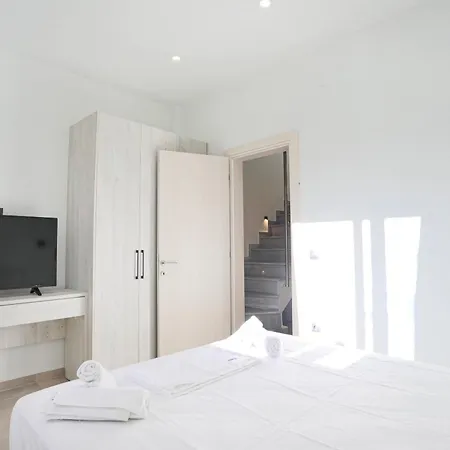 Luxury Ismini Villas * Polychrono