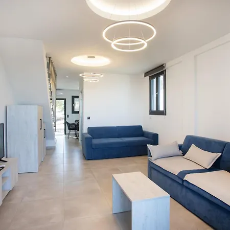 Villa Luxury Ismini Villas Polychrono